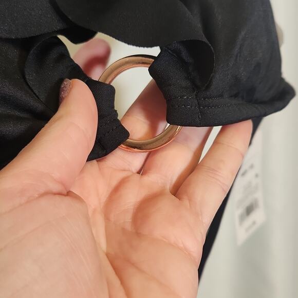 SHADE & SHORE 2PC Black Triangle Bikini Set, Size Sm/Med - Picture 5 of 11